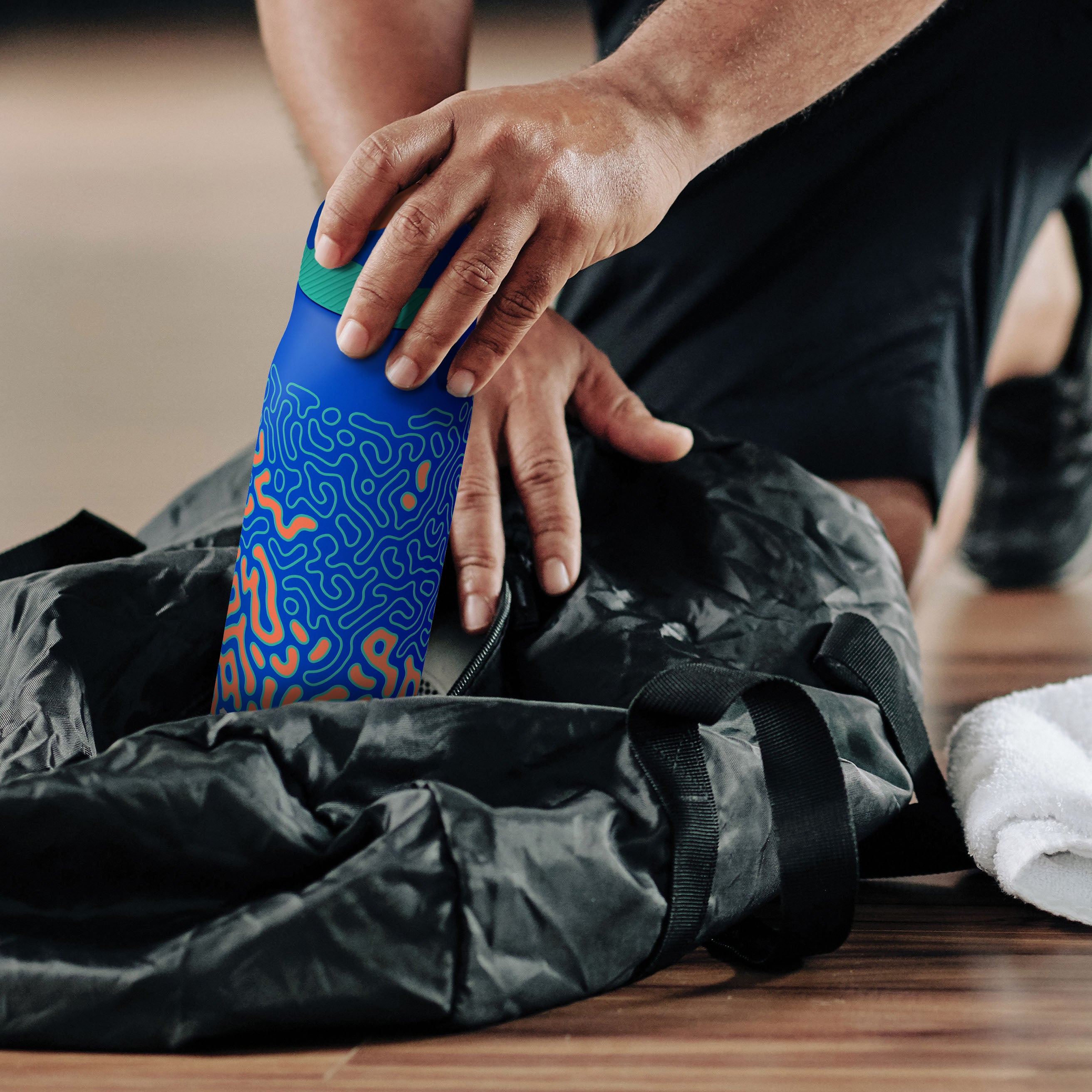 Synapse Loop 24 oz Water Bottle